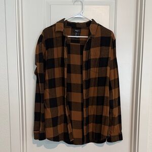 Forever 21 Men’s Brown and Black Buffalo Plaid Shirt